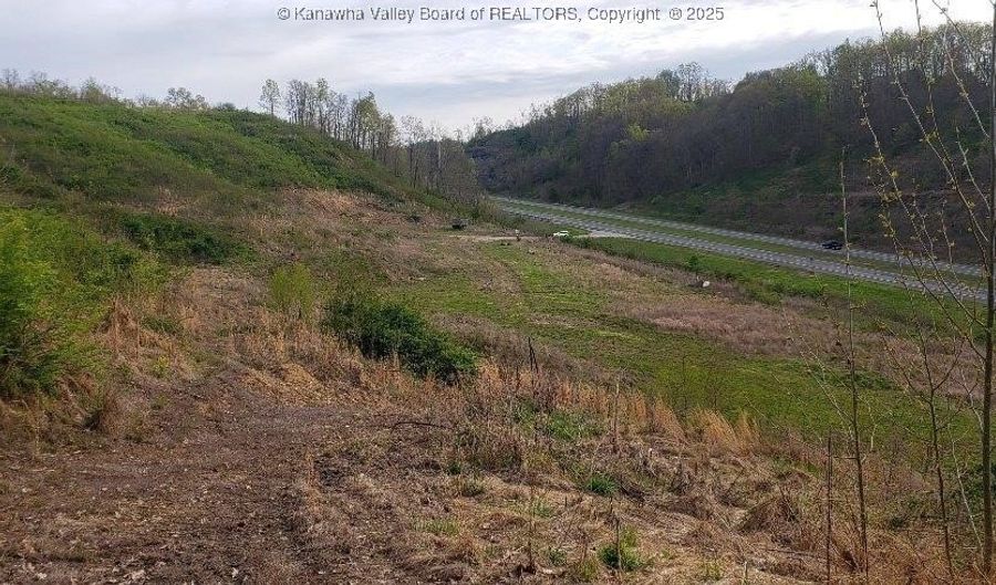 463 Big Ben Bowen Hwy, Barboursville, WV 25705 - 0 Beds, 0 Bath