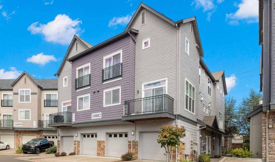 10882 NE RED WING 204 Way, Beaverton, OR 97006 - 3 Beds, 3 Bath