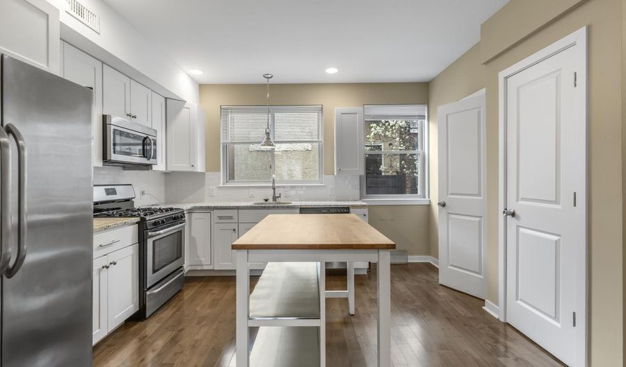 2030 SEPVIVA St 2, Philadelphia, PA 19125 - 2 Beds, 2 Bath