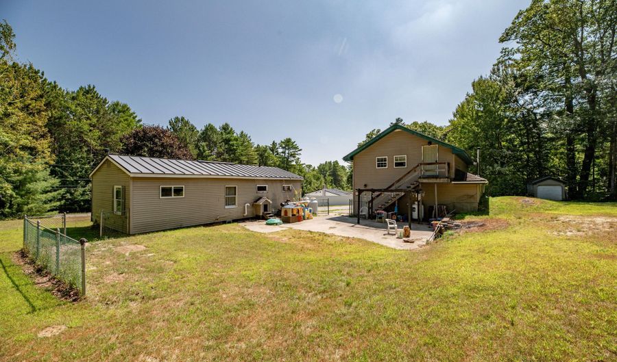 240 Middle Rd, Augusta, ME 04330 - 4 Beds, 2 Bath