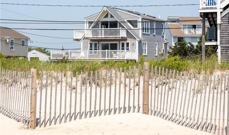 695 Charlestown Beach Rd, Charlestown, RI 02813 - 3 Beds, 2 Bath