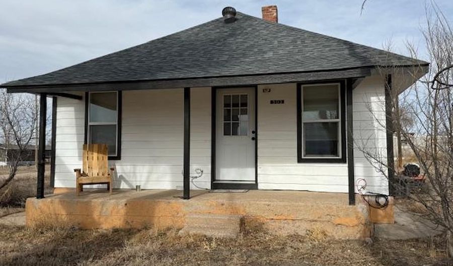 303 Lee St, Briggsdale, CO 80611 - 3 Beds, 1 Bath