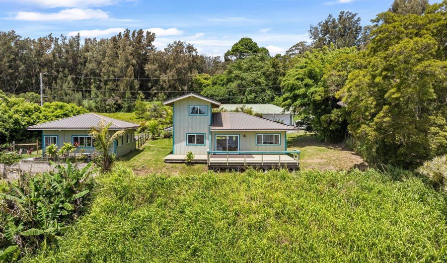 45-615 PLUMERIA St, Honokaa, HI 96727 - 4 Beds, 3 Bath