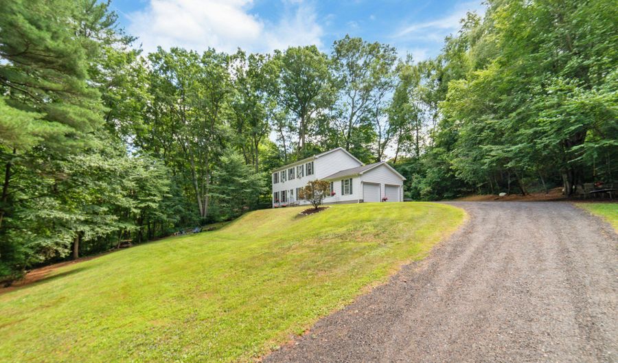 195 Crane Hollow Rd, Bethlehem, CT 06751 - 4 Beds, 3 Bath