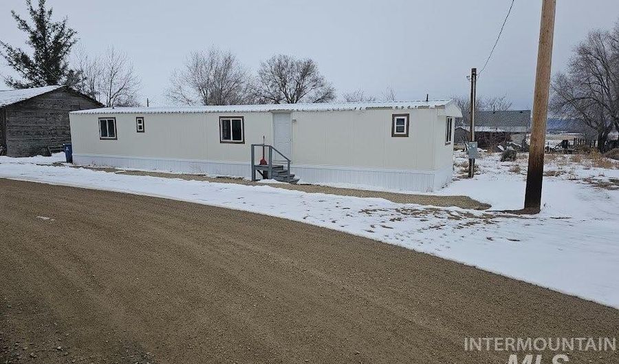 15049 5th St, Caldwell, ID 83607 - 6 Beds, 3 Bath