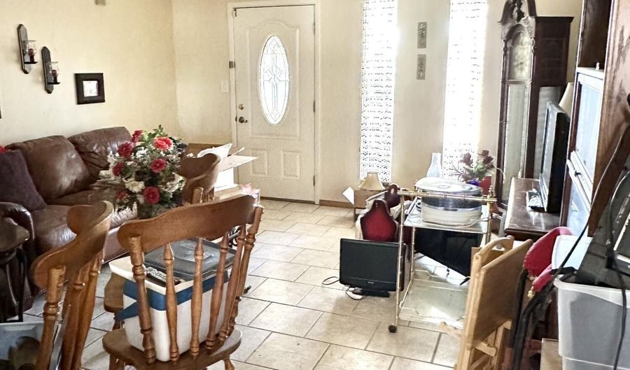 1231 E Avila Ave, Casa Grande, AZ 85122 - 4 Beds, 2 Bath