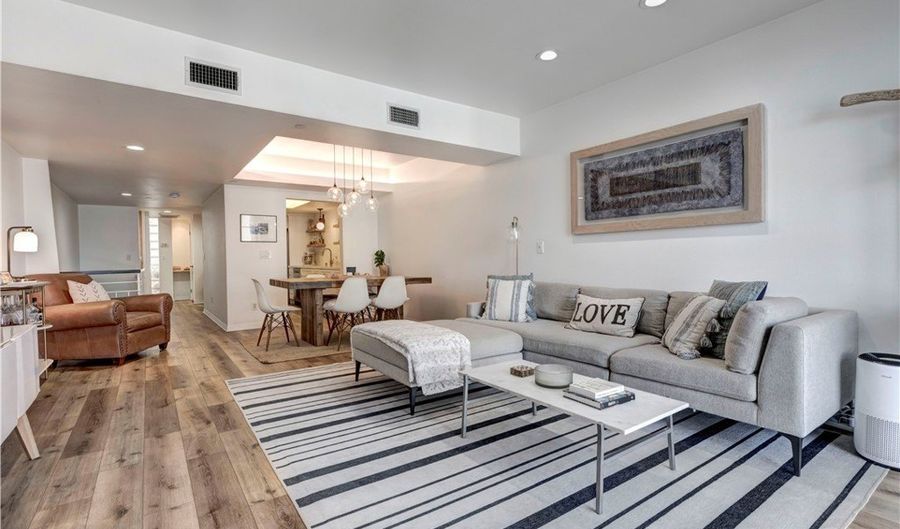 171 N Church Ln 617, Los Angeles, CA 90049 - 2 Beds, 3 Bath