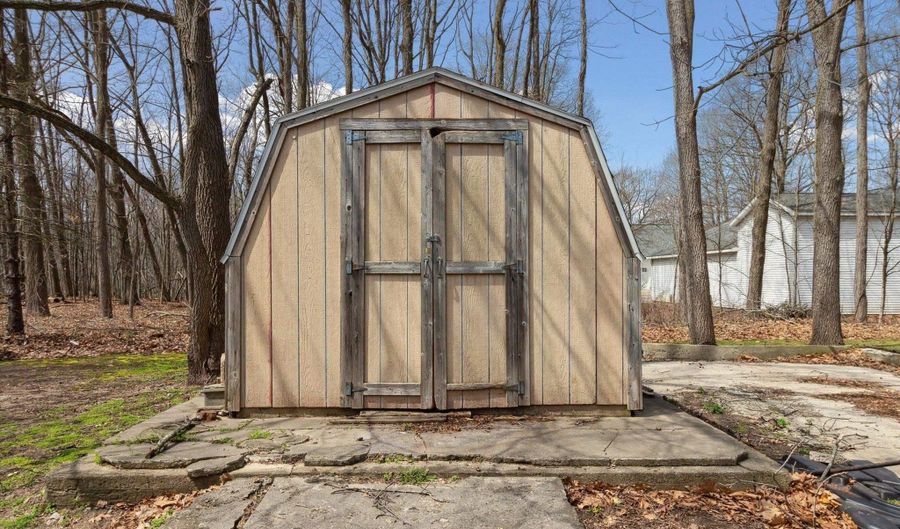 4125 W Harrison Rd, Alma, MI 48801 - 4 Beds, 1 Bath