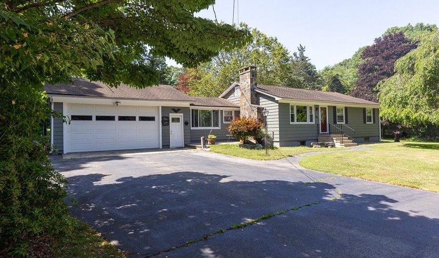 234 Airline Rd, Clinton, CT 06413 - 3 Beds, 2 Bath