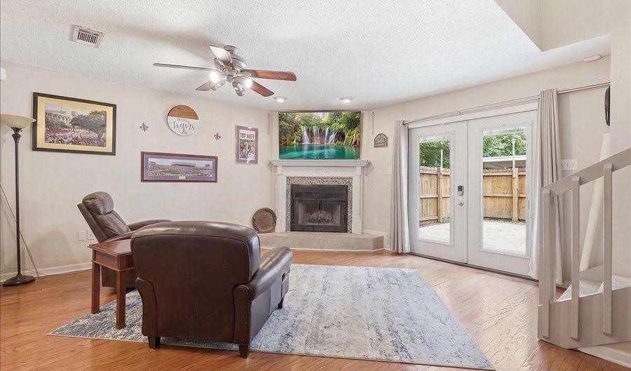 8437 E Cypress Point Ct, Baton Rouge, LA 70809 - 2 Beds, 1 Bath