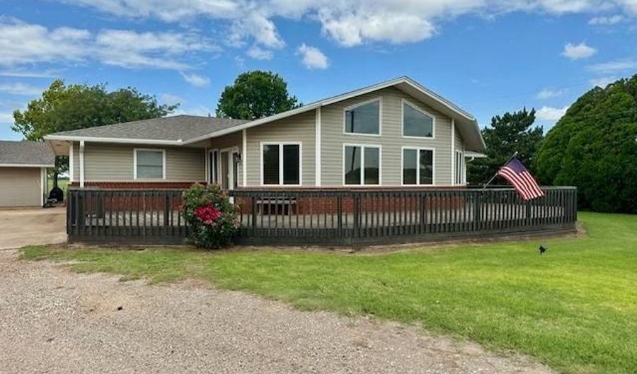 29099 US HWY 281, Alva, OK 73717 - 3 Beds, 3 Bath