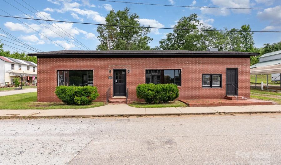 412 Flat Dr, Buffalo, SC 29321 - 2 Beds, 2 Bath