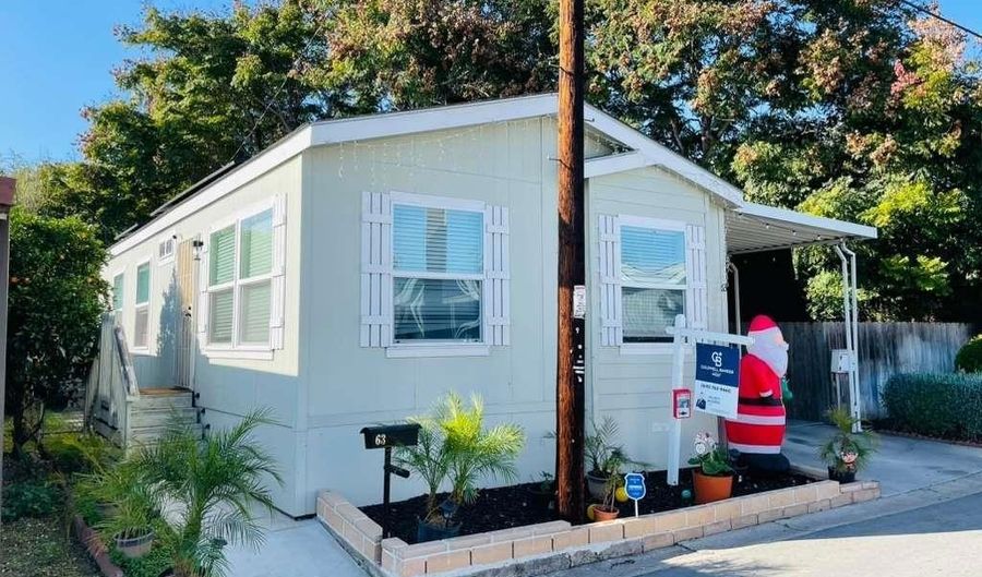 2515 Sweetwater Rd 63, Spring Valley, CA 91977 - 2 Beds, 2 Bath