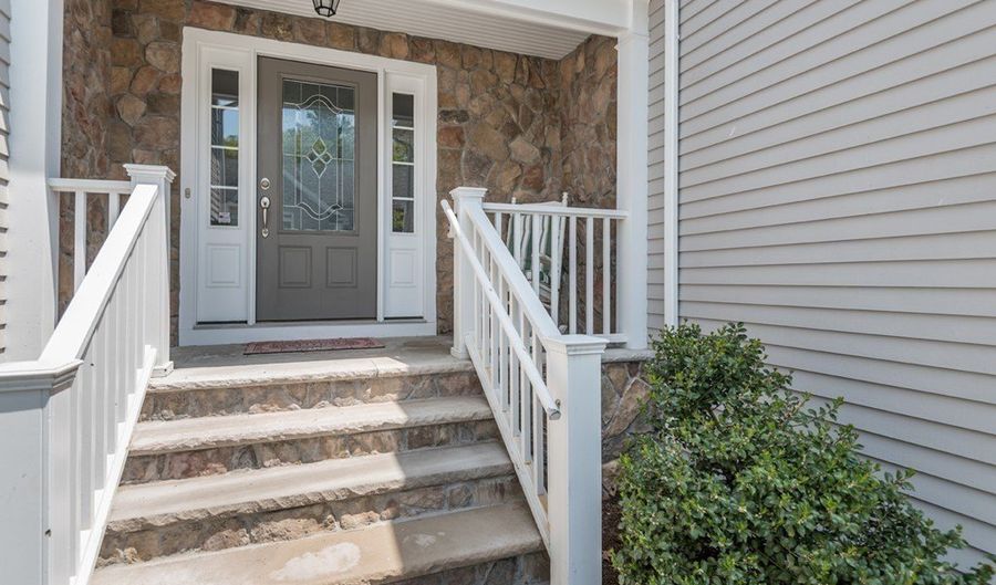 3 Caileigh Ct 3, Andover, MA 01810 - 2 Beds, 3 Bath