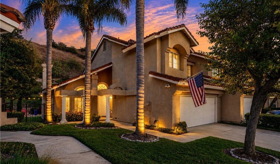 835 S Shanada Ct, Anaheim, CA 92807 - 3 Beds, 3 Bath