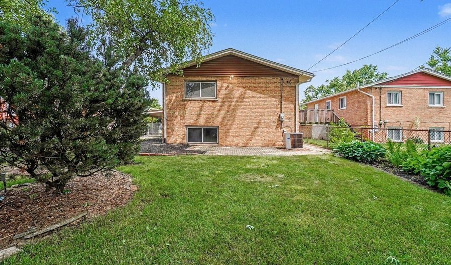 3619 W 121st Pl, Alsip, IL 60803 - 3 Beds, 2 Bath