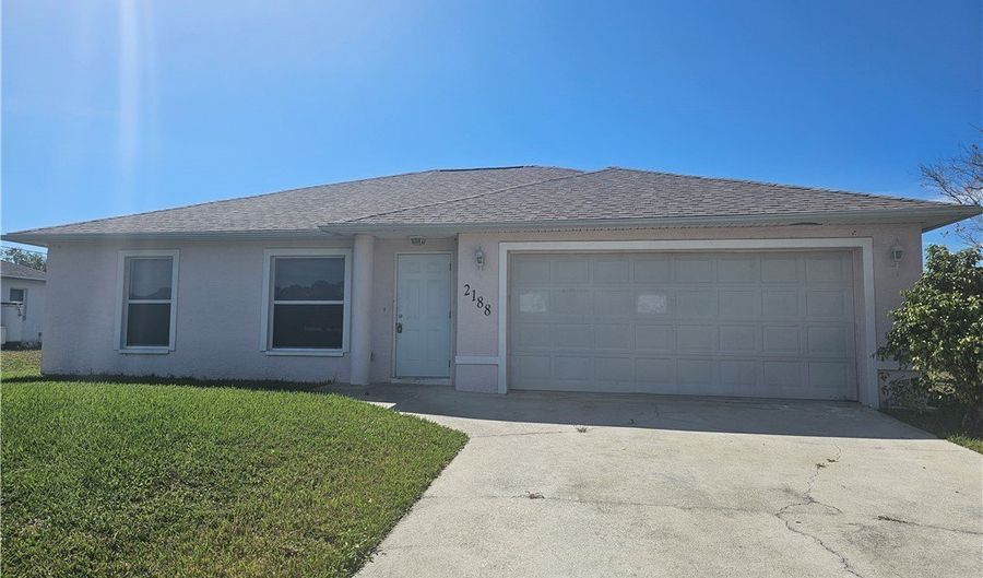 2188 Lincoln Park Ave, Alva, FL 33920 - 3 Beds, 2 Bath