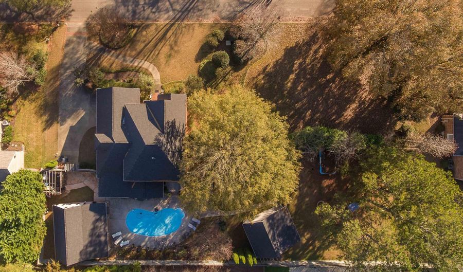 3 OLD IVY Pl, Anniston, AL 36207 - 5 Beds, 6 Bath