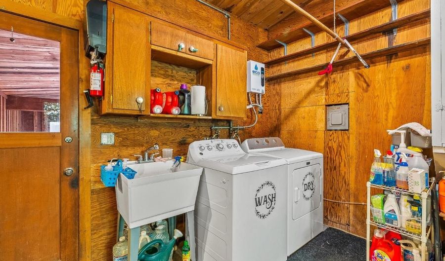 769 Cathedral Dr, Aptos, CA 95003 - 2 Beds, 1 Bath
