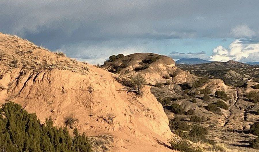 9 Acres Dulce St, Abiquiu, NM 87510 - 0 Beds, 0 Bath