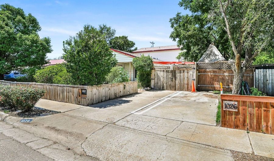 1026 S EASTERN St, Amarillo, TX 79104 - 5 Beds, 3 Bath