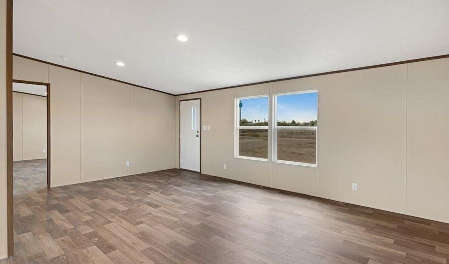 5744 N Lakeview Dr, Casa Grande, AZ 85194 - 4 Beds, 2 Bath