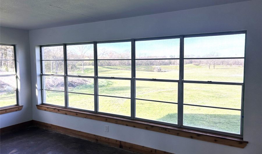 6132 S Interstate 35 W, Alvarado, TX 76009 - 0 Beds, 0 Bath