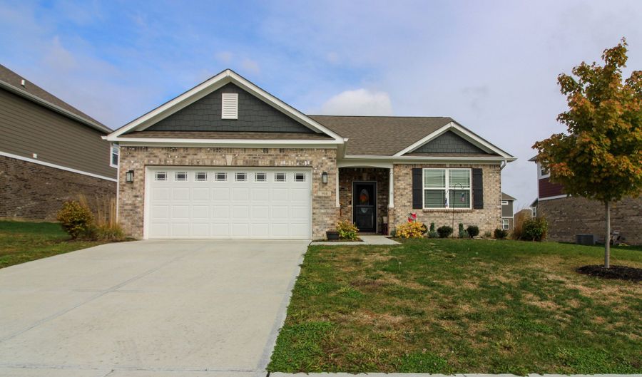 914 Ridge Rock Ln, Bargersville, IN 46106 - 3 Beds, 2 Bath