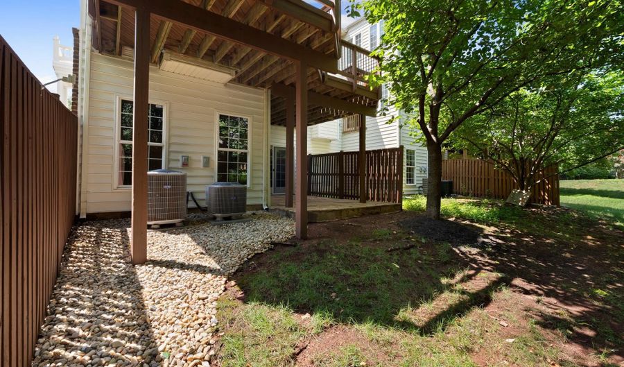 22612 SCATTERSVILLE GAP Ter, Ashburn, VA 20148 - 3 Beds, 4 Bath