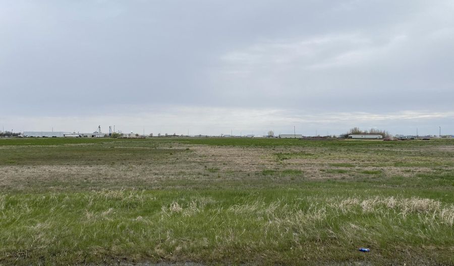 4802 NE 8th Ave, Aberdeen, SD 57401 - 0 Beds, 0 Bath