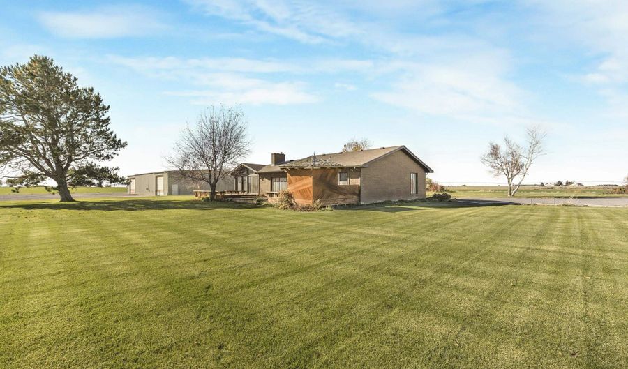 143 S 1200 W, Blackfoot, ID 83221 - 5 Beds, 3 Bath