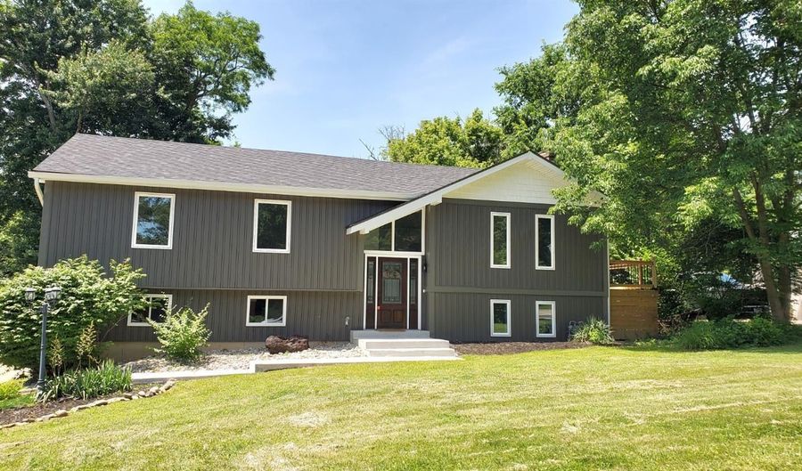 2559 Concordgreen Dr, Anderson Twp., OH 45244 - 3 Beds, 3 Bath