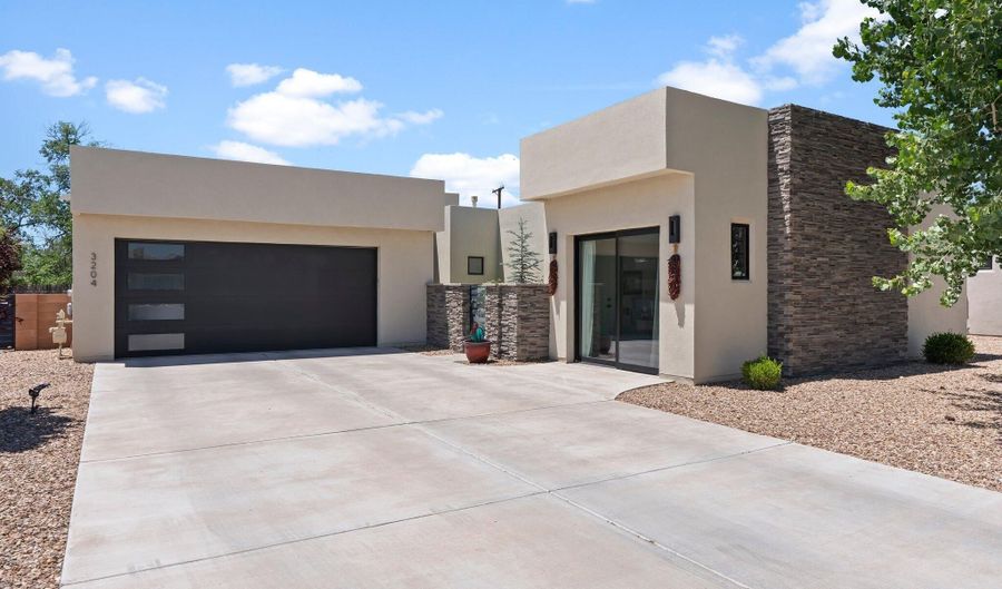 3204 Maxum Ln NW, Albuquerque, NM 87104 - 3 Beds, 4 Bath