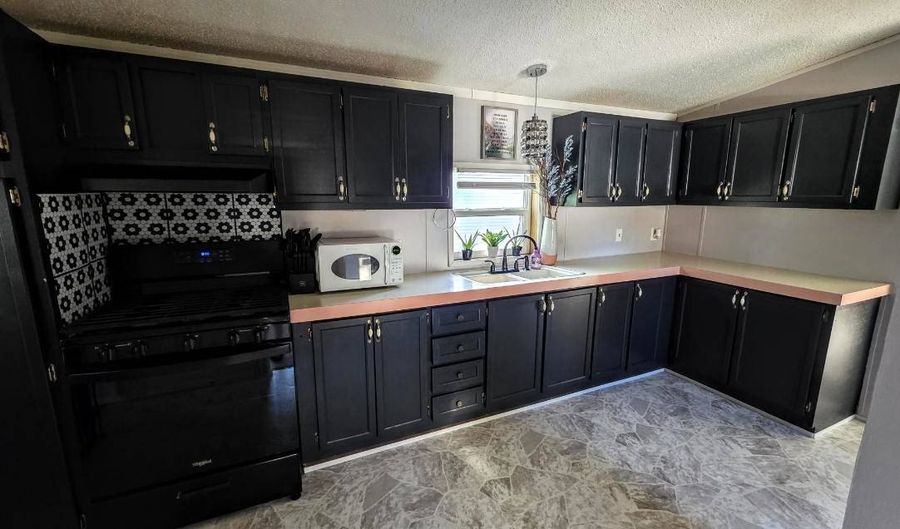 411 S. Grover Ave 39, Alma, MI 48801 - 2 Beds, 2 Bath
