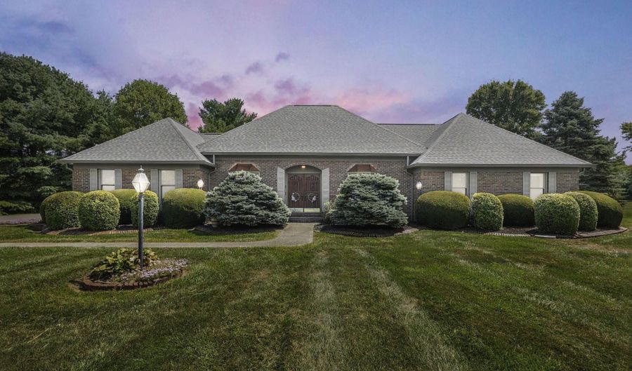 17640 Winchester Rd, Ashville, OH 43103 - 3 Beds, 3 Bath