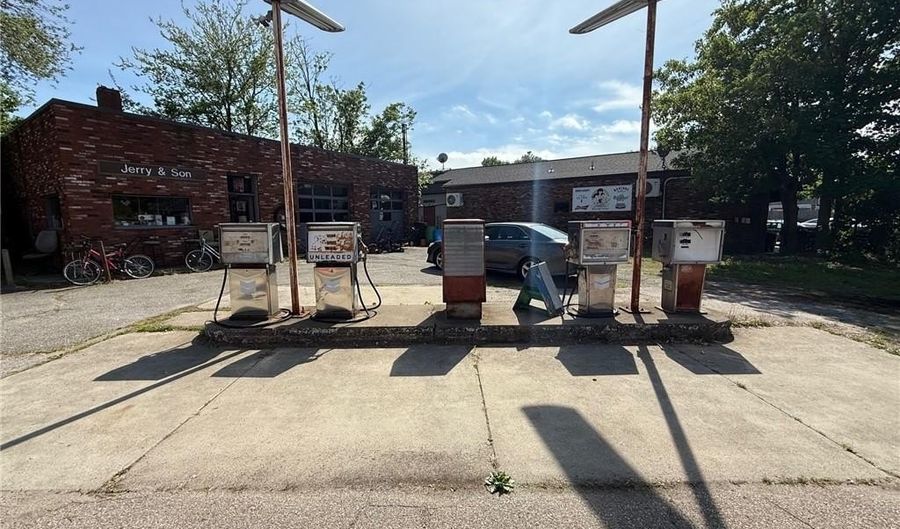 255 Bullocks Point Ave, East Providence, RI 02915 - 0 Beds, 0 Bath