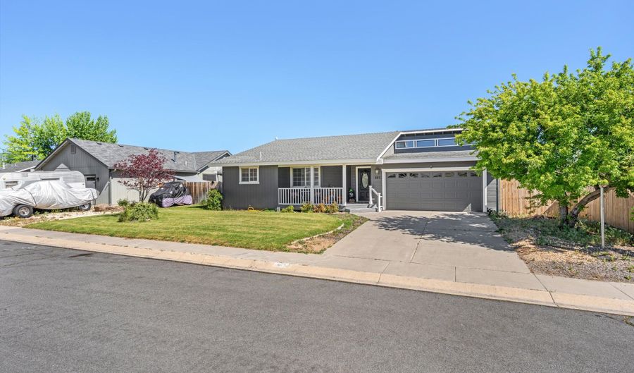693 Lassen Way, Gardnerville, NV 89460 - 3 Beds, 2 Bath