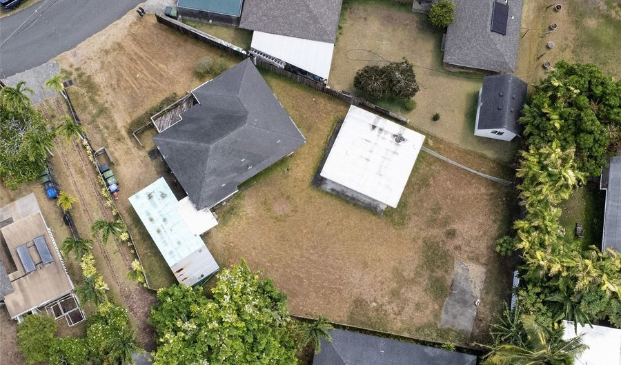445 Kaimake Loop, Kailua, HI 96734 - 2 Beds, 2 Bath