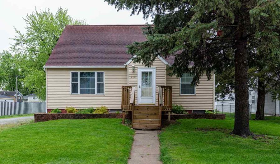 408 W Dunkerton, Dunkerton, IA 50626 - 2 Beds, 2 Bath