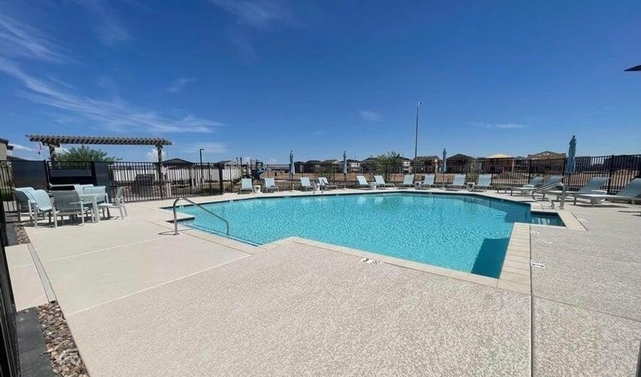 2672 E Bluff Spring Ave, Apache Junction, AZ 85119 - 3 Beds, 2 Bath