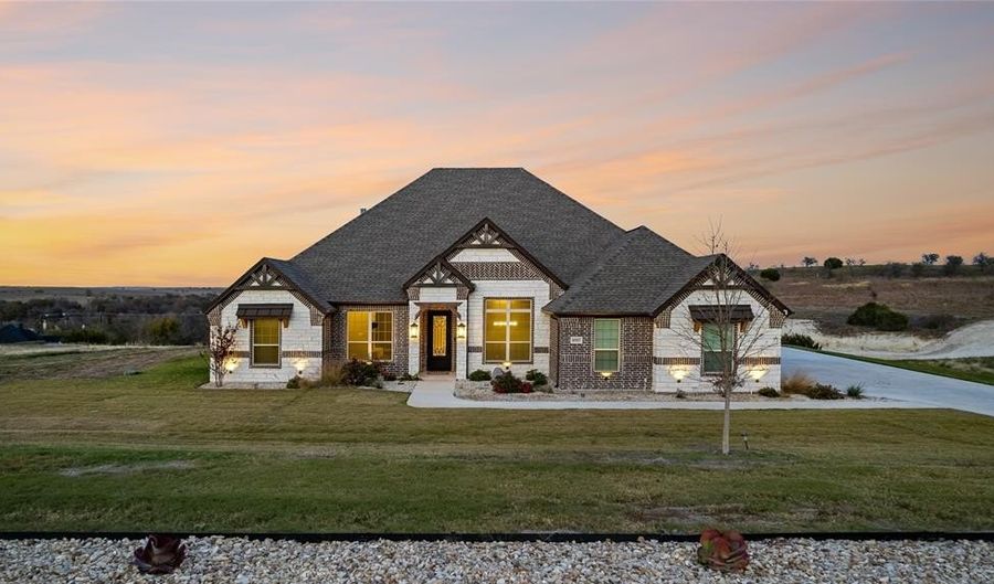 1017 Bear Creek Ranch Rd, Aledo, TX 76008 - 3 Beds, 3 Bath