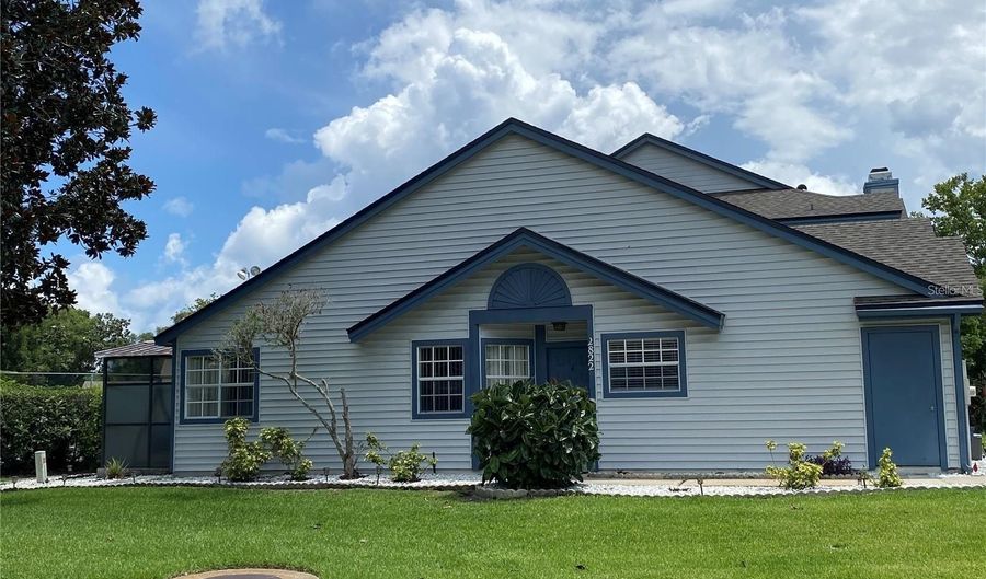 2822 CANDELA Ct, Apopka, FL 32703 - 2 Beds, 2 Bath