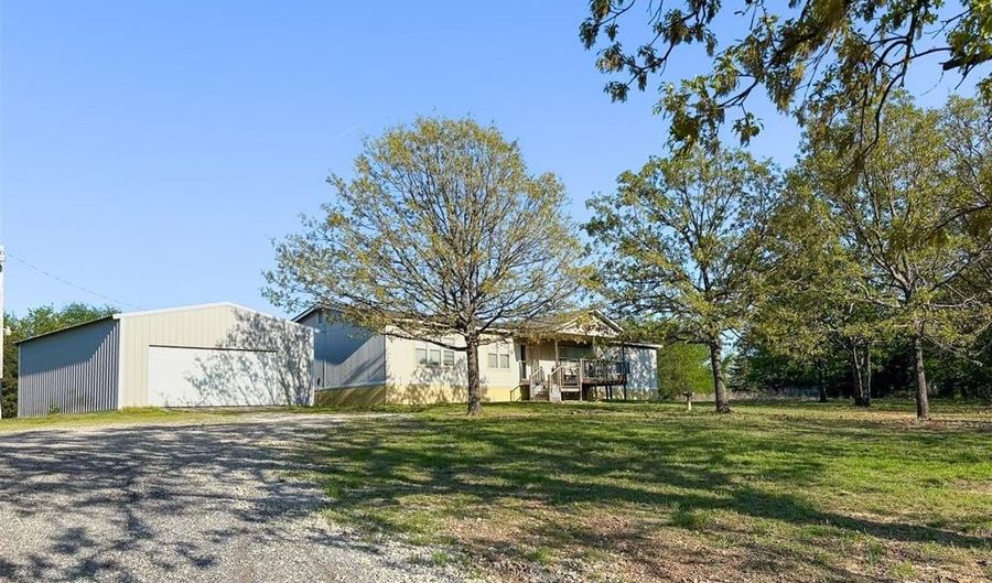 8476 N Carra St, Atoka, OK 74525 - 3 Beds, 2 Bath