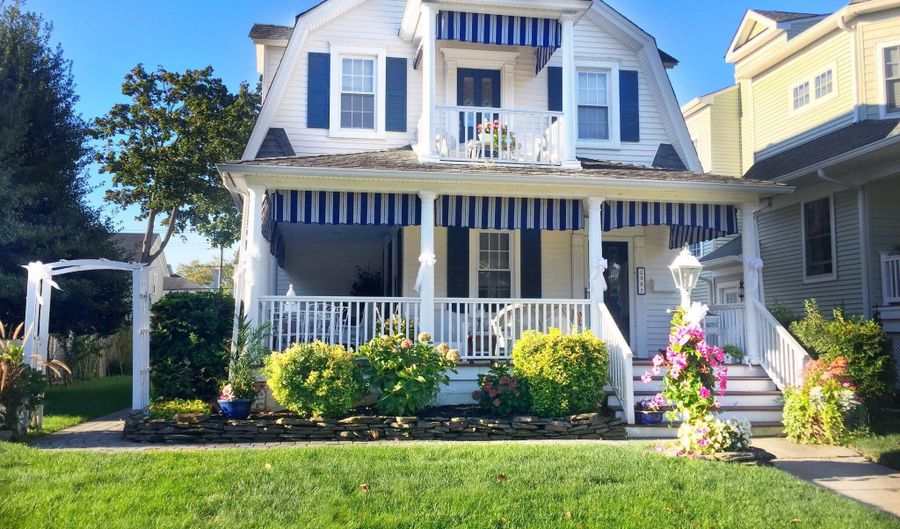 327 Woodland Ave, Avon By The Sea, NJ 07717 - 3 Beds, 2 Bath