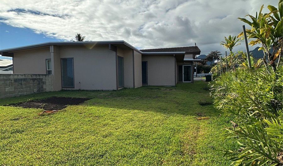 46-239 Haiku Rd, Kaneohe, HI 96744 - 3 Beds, 2 Bath