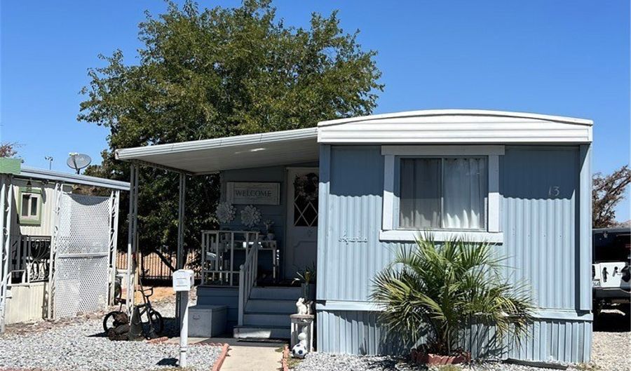 21922 Ottawa 13, Apple Valley, CA 92308 - 3 Beds, 2 Bath