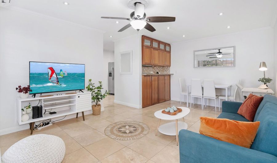 160 KEONEKAI Rd 14-101, Kihei, HI 96753 - 2 Beds, 1 Bath