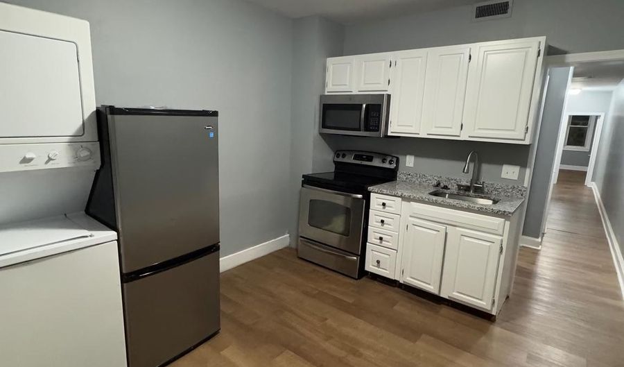 2556 W BALTIMORE St, Baltimore, MD 21223 - 2 Beds, 1 Bath