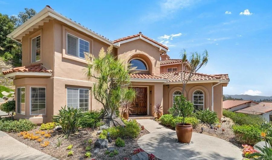 4753 Gabriel Way, La Mesa, CA 91941 - 4 Beds, 4 Bath