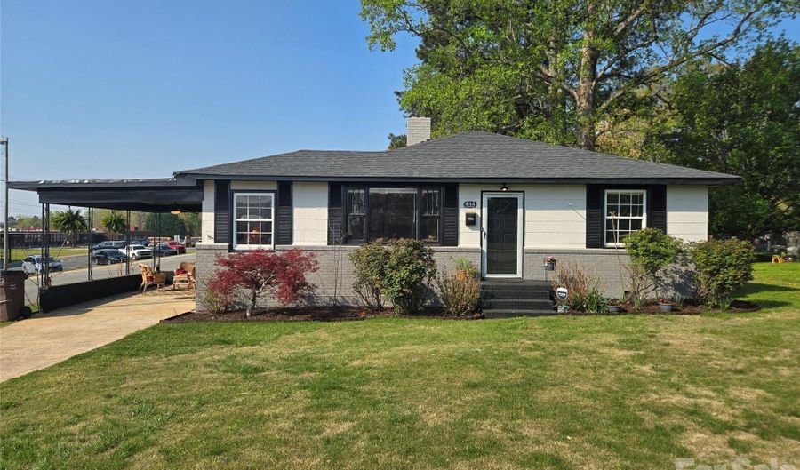414 S Chester St S, Blacksburg, SC 29702 - 2 Beds, 1 Bath